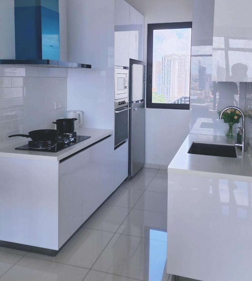 Skypool With Seaview 8Pax Beacon Executive Suites - Georgetown City Centre - 3Km To Komtar Kültér fotó